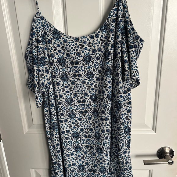 Blue and white summer dress 🩵🤍💙 - Picture 4 of 5